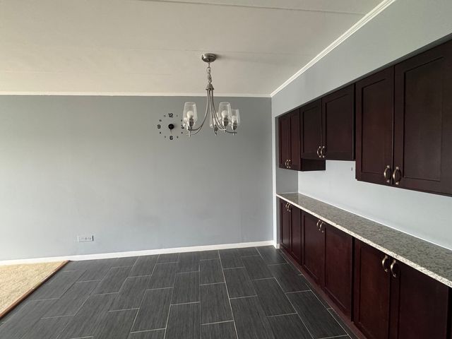 300 S Roselle Road 522, Schaumburg, IL 60193