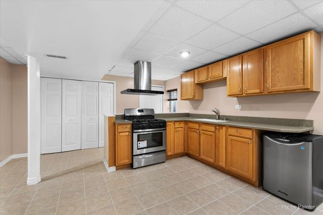 182 Ashfield Court, Bloomingdale, IL 60108