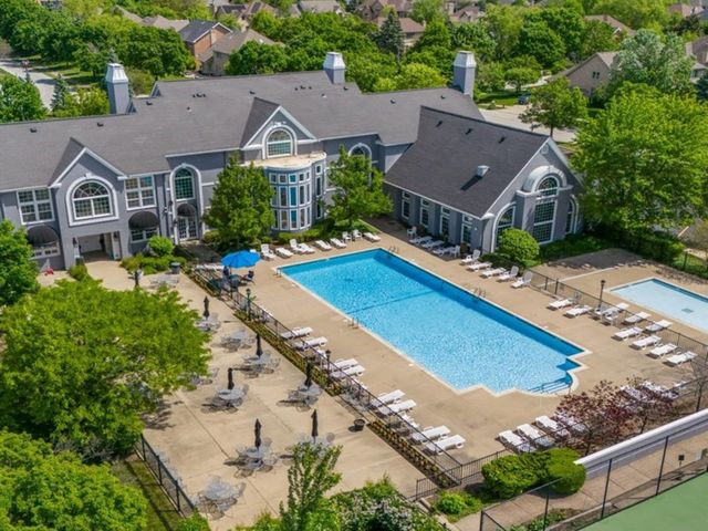 182 Ashfield Court, Bloomingdale, IL 60108
