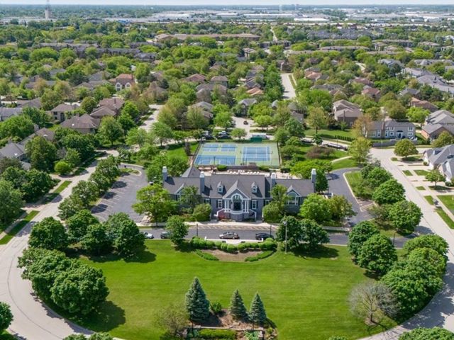 182 Ashfield Court, Bloomingdale, IL 60108