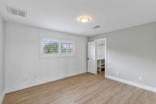 20719 Rio Villa Drive, Houston, TX 77049
