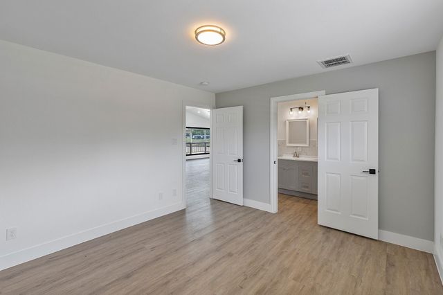 20719 Rio Villa Drive, Houston, TX 77049