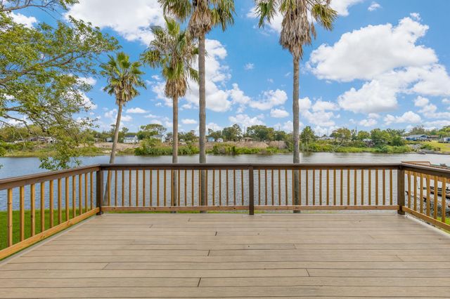 20719 Rio Villa Drive, Houston, TX 77049