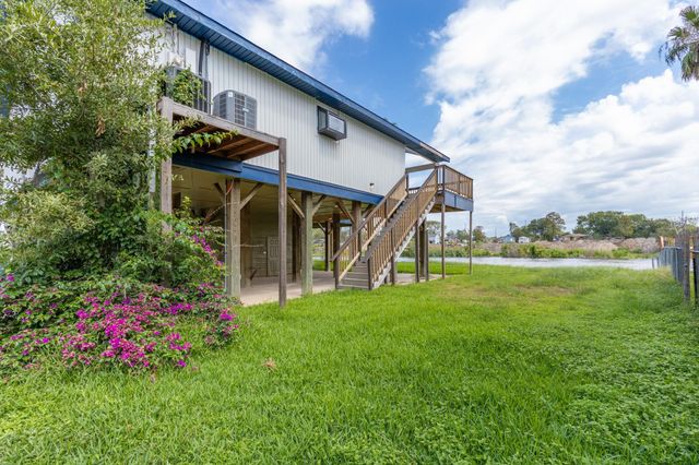 20719 Rio Villa Drive, Houston, TX 77049