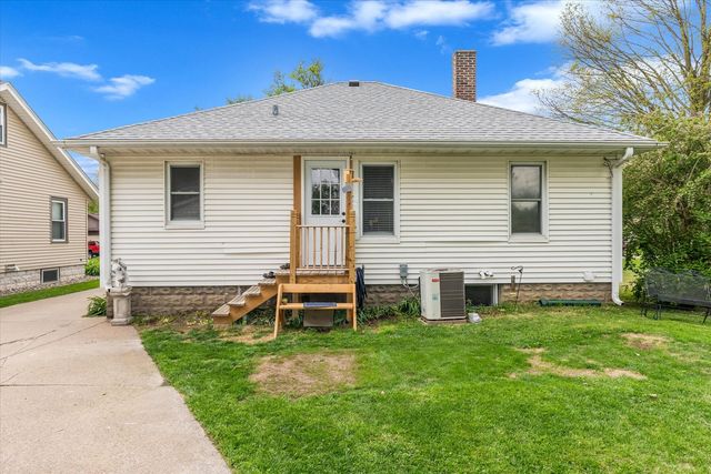 2423 29th Street, Rock Island, IL 61201