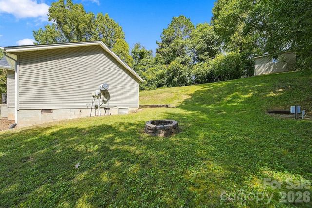 5118 W Piedmont Circle, Conover, NC 28613