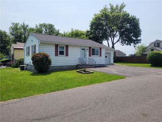 200 Toas Avenue, Salina, NY 13211