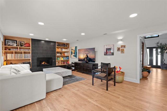 7107 Greenock ST, Austin, TX 78749