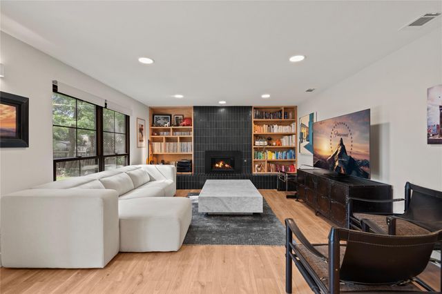 7107 Greenock ST, Austin, TX 78749