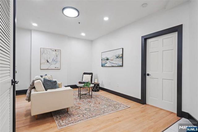 391 Central Avenue 1, Jersey City, NJ 07307