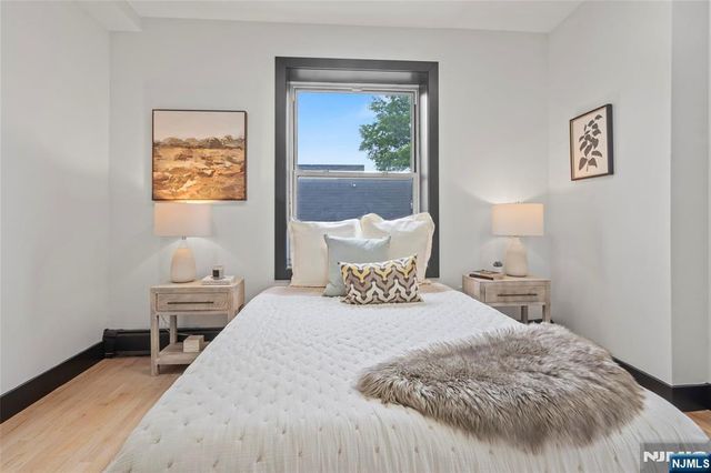 391 Central Avenue 1, Jersey City, NJ 07307