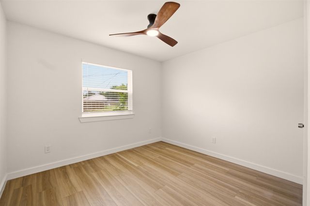 908 Isbell Road A, Fort Worth, TX 76114