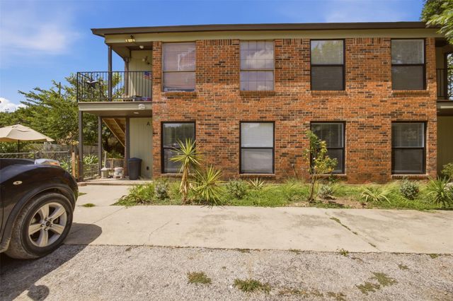 908 Isbell Road A, Fort Worth, TX 76114
