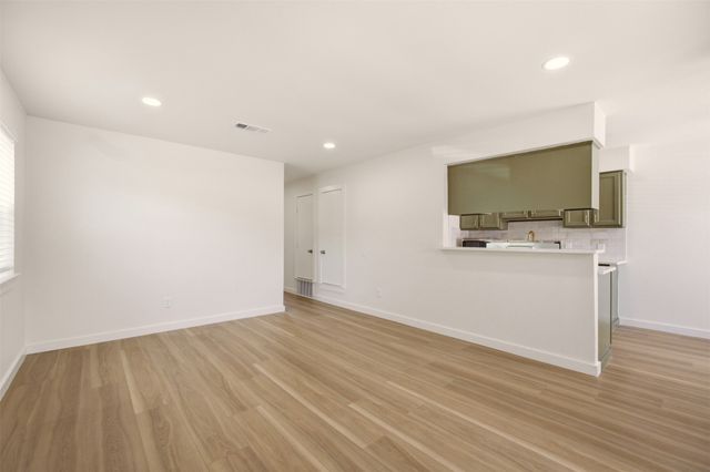 908 Isbell Road A, Fort Worth, TX 76114