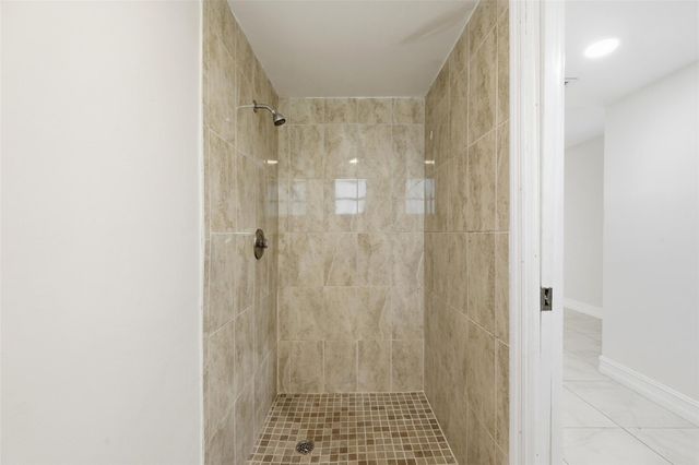 1430 NW 73 Avenue, Plantation, FL 33313