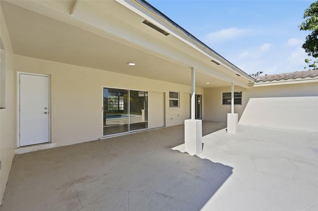 1430 NW 73 Avenue, Plantation, FL 33313