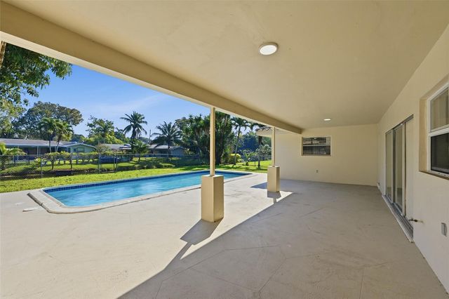 1430 NW 73 Avenue, Plantation, FL 33313