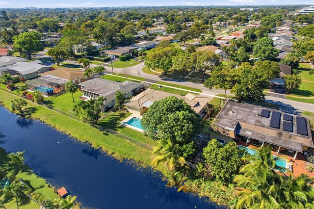 1430 NW 73 Avenue, Plantation, FL 33313