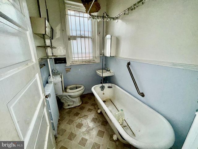 5125 DELANCEY ST, Philadelphia, PA 19143