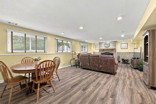 25240 W Marble Court, Channahon, IL 60410