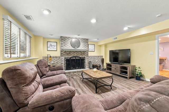 25240 W Marble Court, Channahon, IL 60410