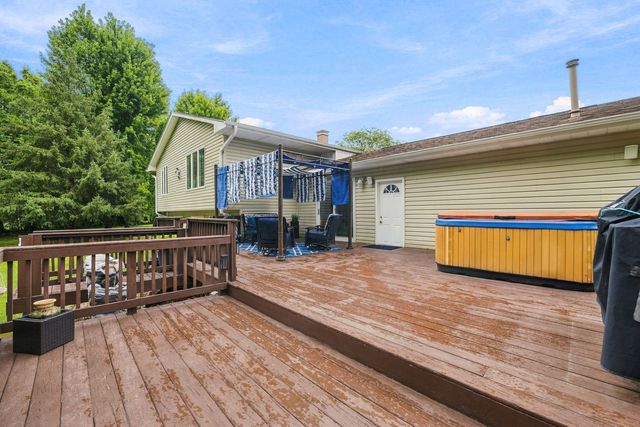 25240 W Marble Court, Channahon, IL 60410