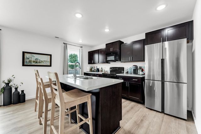 1227 W Penny Lane, Republic, MO 65738