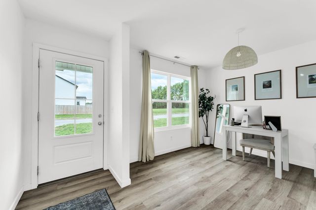 1227 W Penny Lane, Republic, MO 65738