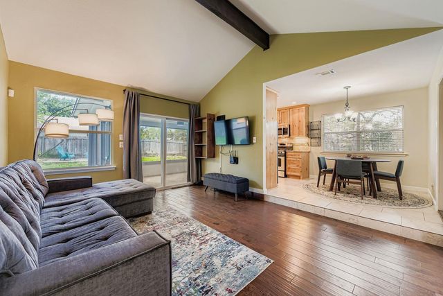 1215 Speer LN, Austin, TX 78745