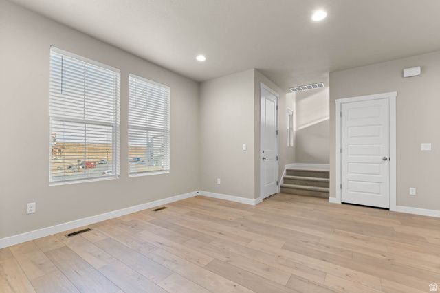 7251 S CAMPION DR, West Jordan, UT 84081