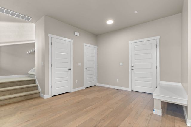 7251 S CAMPION DR, West Jordan, UT 84081