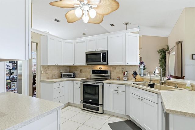 3220 45TH AVENUE E, Bradenton, FL 34203
