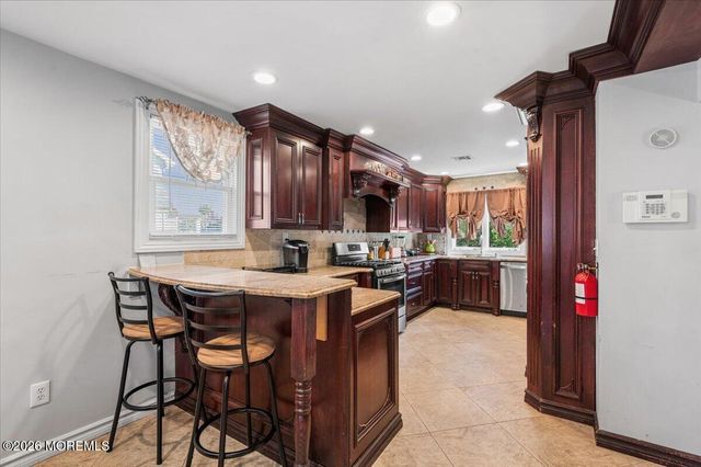 103 Therese Avenue, Keyport, NJ 07735