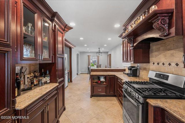 103 Therese Avenue, Keyport, NJ 07735