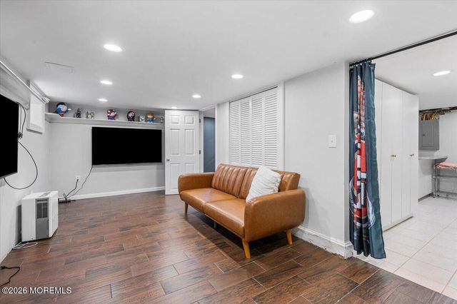 103 Therese Avenue, Keyport, NJ 07735