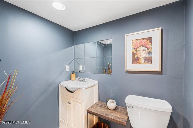 103 Therese Avenue, Keyport, NJ 07735