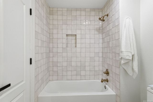 24111 Seven Winds, San Antonio, TX 78258
