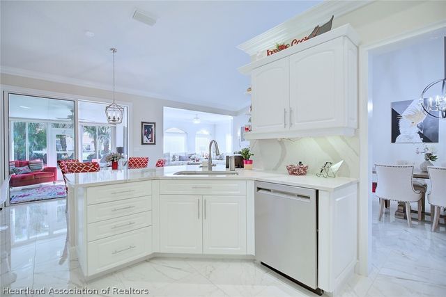 5741 Hampton Woods Boulevard, Sebring, FL 33872