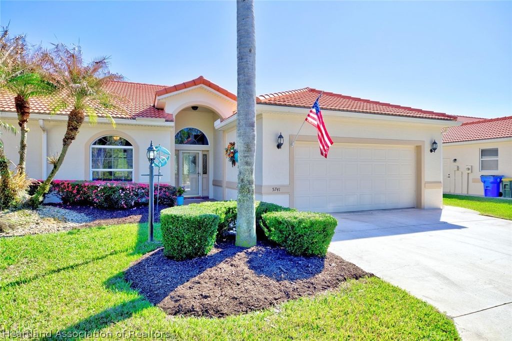 5741 Hampton Woods Boulevard, Sebring, FL 33872