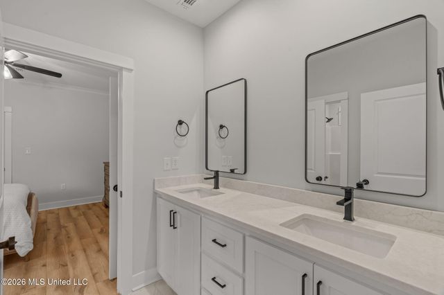 12 Buck Court, Hattiesburg, MS 39402