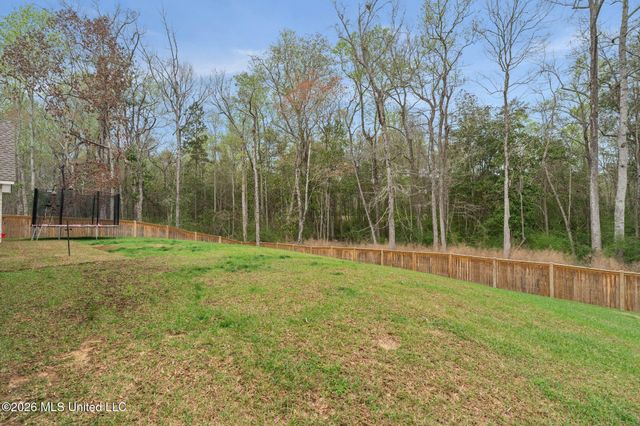 12 Buck Court, Hattiesburg, MS 39402