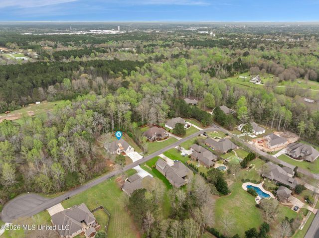 12 Buck Court, Hattiesburg, MS 39402