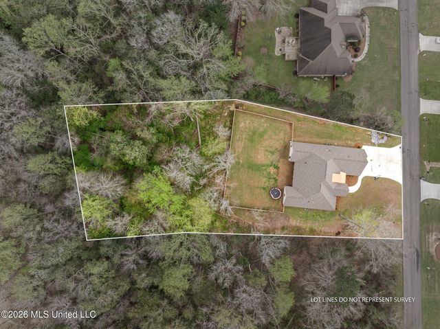 12 Buck Court, Hattiesburg, MS 39402