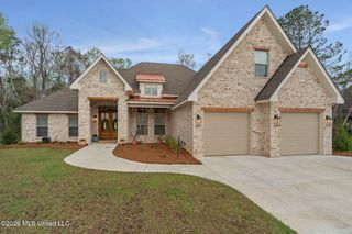 12 Buck Court, Hattiesburg, MS 39402