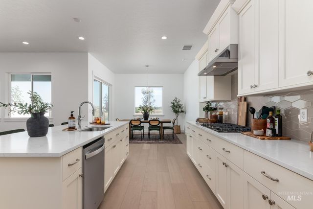 1200 N Bellingrath Ave, Middleton, ID 83644