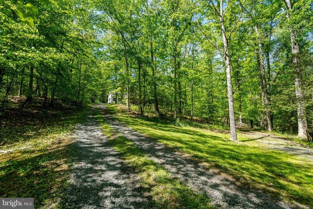 2429 CROMWELL RD, Catlett, VA 20119