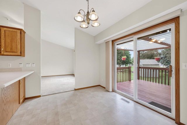 5237 Summer Ridge Drive, Madison, WI 53704