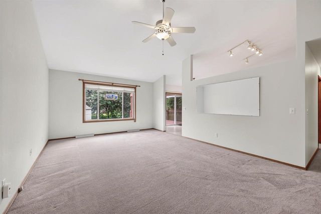5237 Summer Ridge Drive, Madison, WI 53704