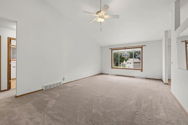 5237 Summer Ridge Drive, Madison, WI 53704