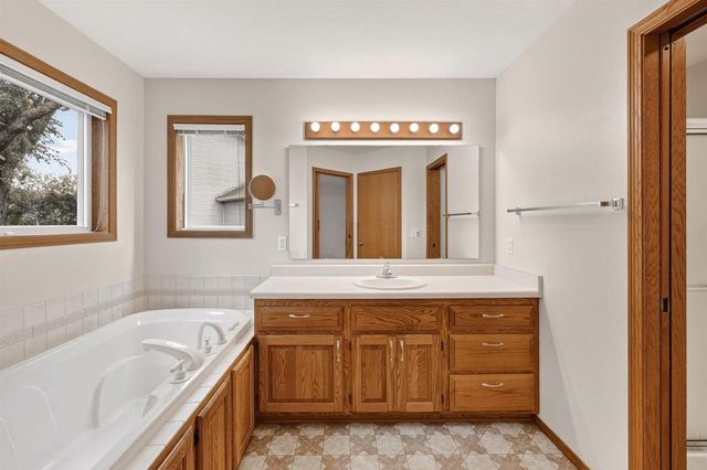 5237 Summer Ridge Drive, Madison, WI 53704